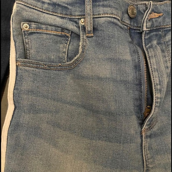 Garage Jeans - Picture 3 of 3